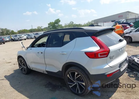 2020 Volvo Xc40 T5 R-Design from USA, damaged, VIN YV4162UM6L2279763